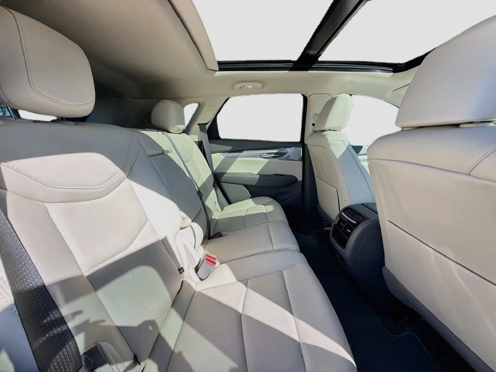 Used 2025 Argent Silver Metallic Cadillac Premium Luxury image 28