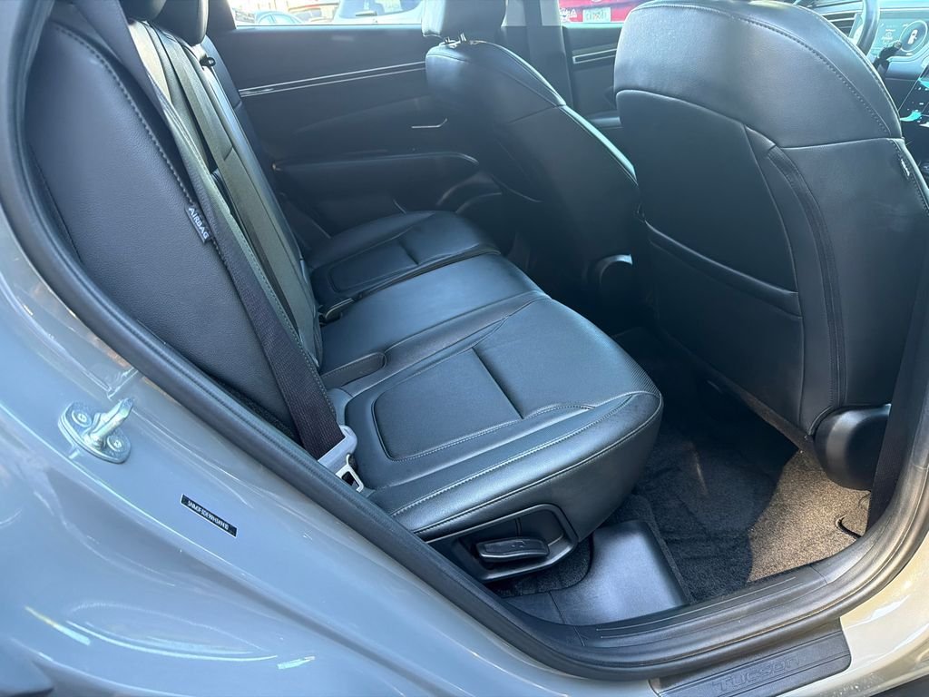 Used 2024 Gray Hyundai SEL image 15