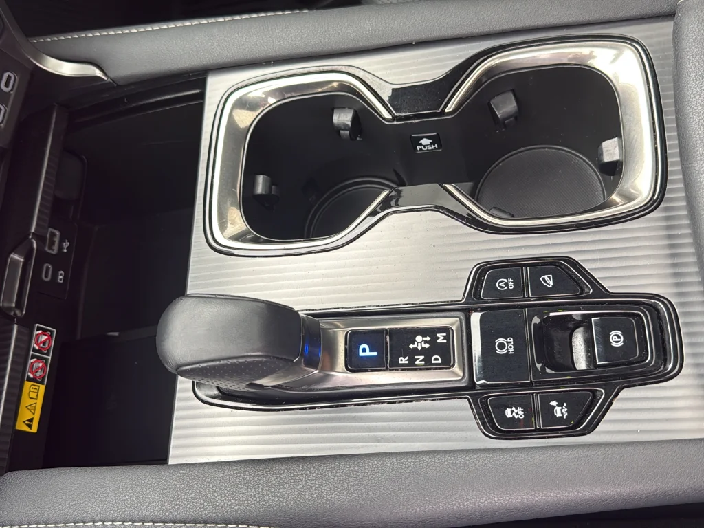 Used 2023 White Lexus 350 F Sport Handling image 21