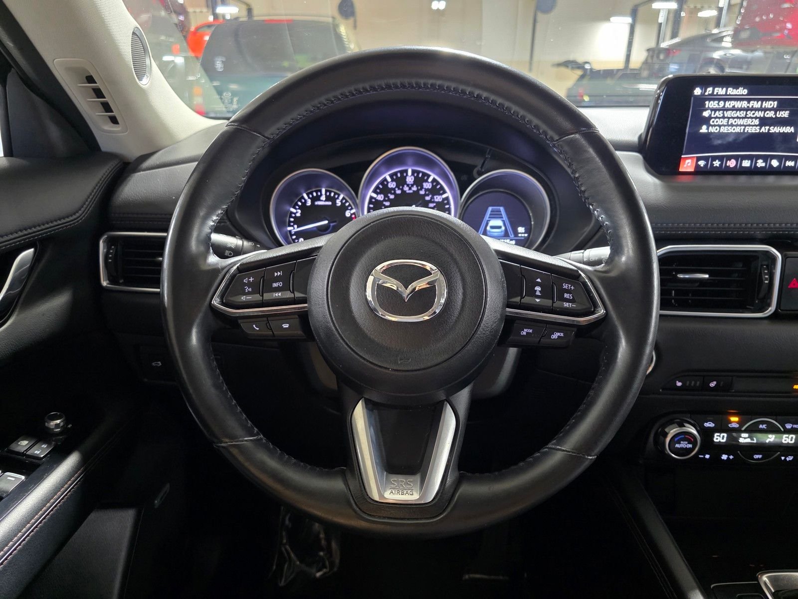 Used 2018 Snowflake White Pearl Mica Mazda Grand Touring image 30