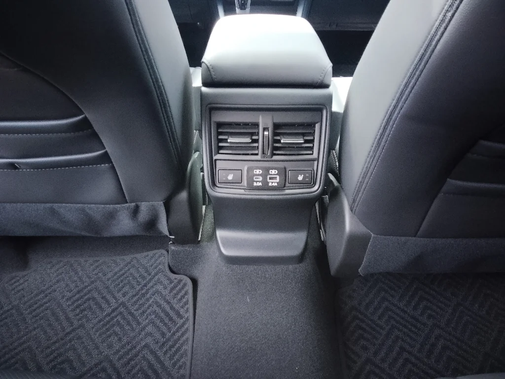 New 2026 CRYSTAL BLACK SILICA Subaru Limited XT image 13