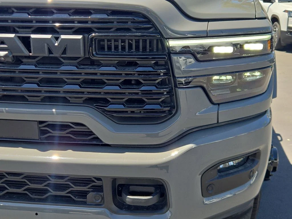 New 2026 Ceramic Gray Clear-Coat Exterior Paint RAM Limited image 8