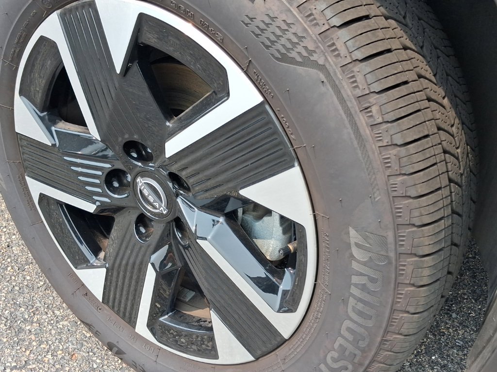 Used 2026 Black Nissan SV image 3