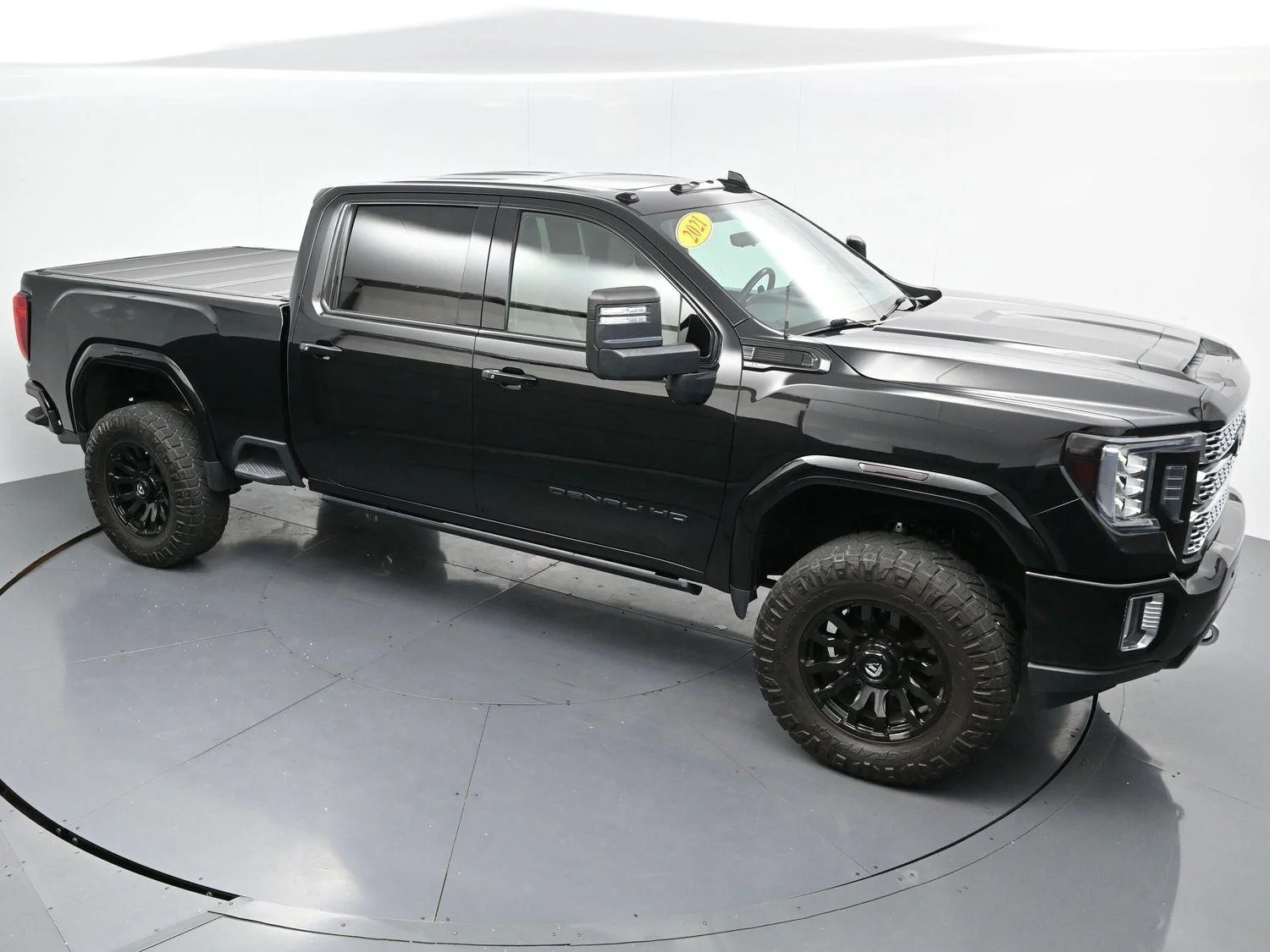 Used 2021 Onyx Black GMC Denali image 43
