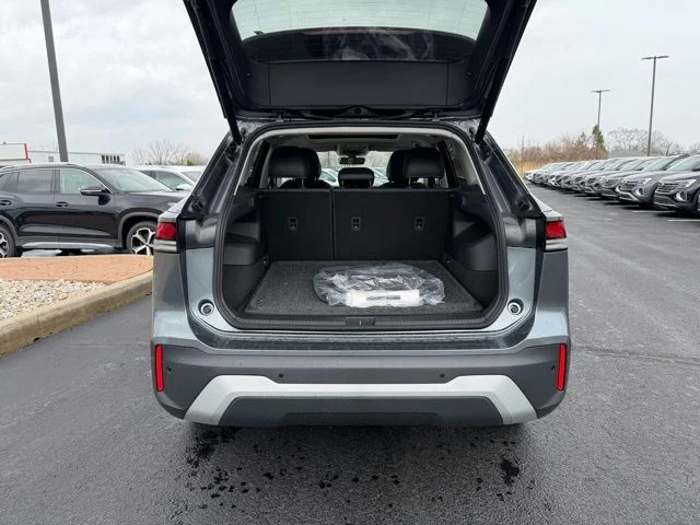New 2026 Silver Volkswagen 2.0T SE image 3