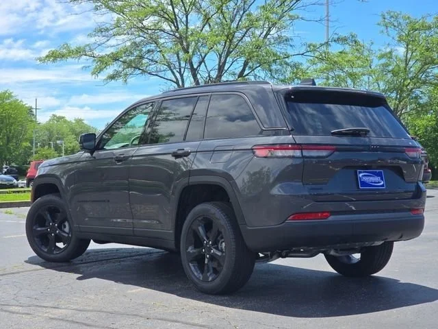 New 2026 Baltic Gray Metallic Clearcoat Jeep Limited image 19