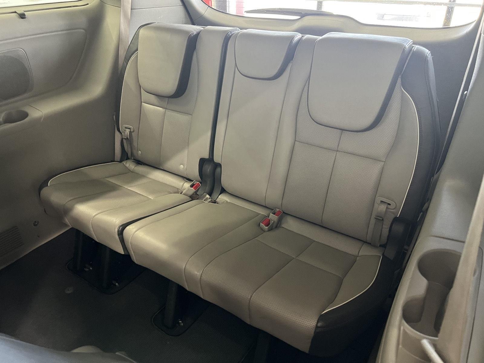 Used 2018 Celestial Blue Kia SX image 24