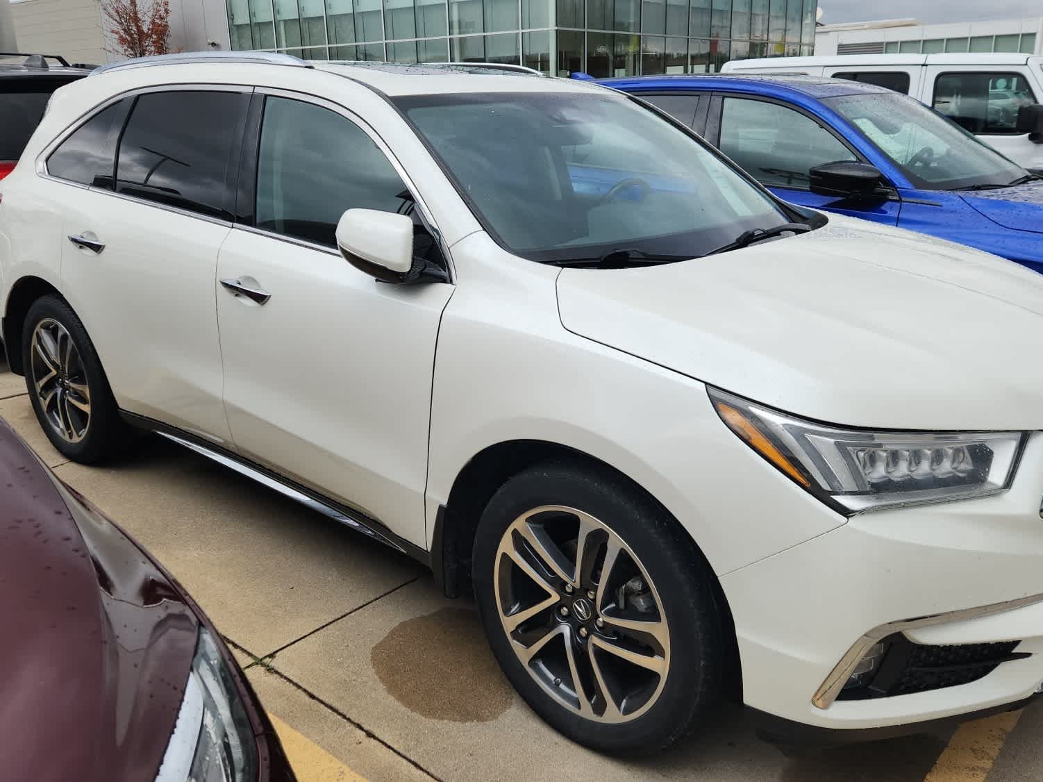 2017 Acura MDX SH-AWD Advance photo 4