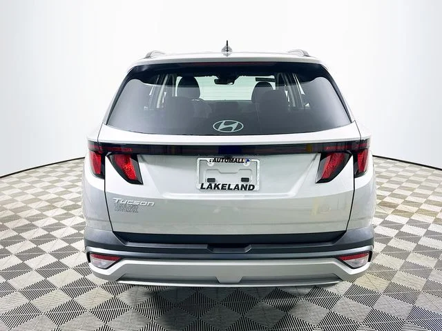 New 2026 Silver Hyundai SEL image 4
