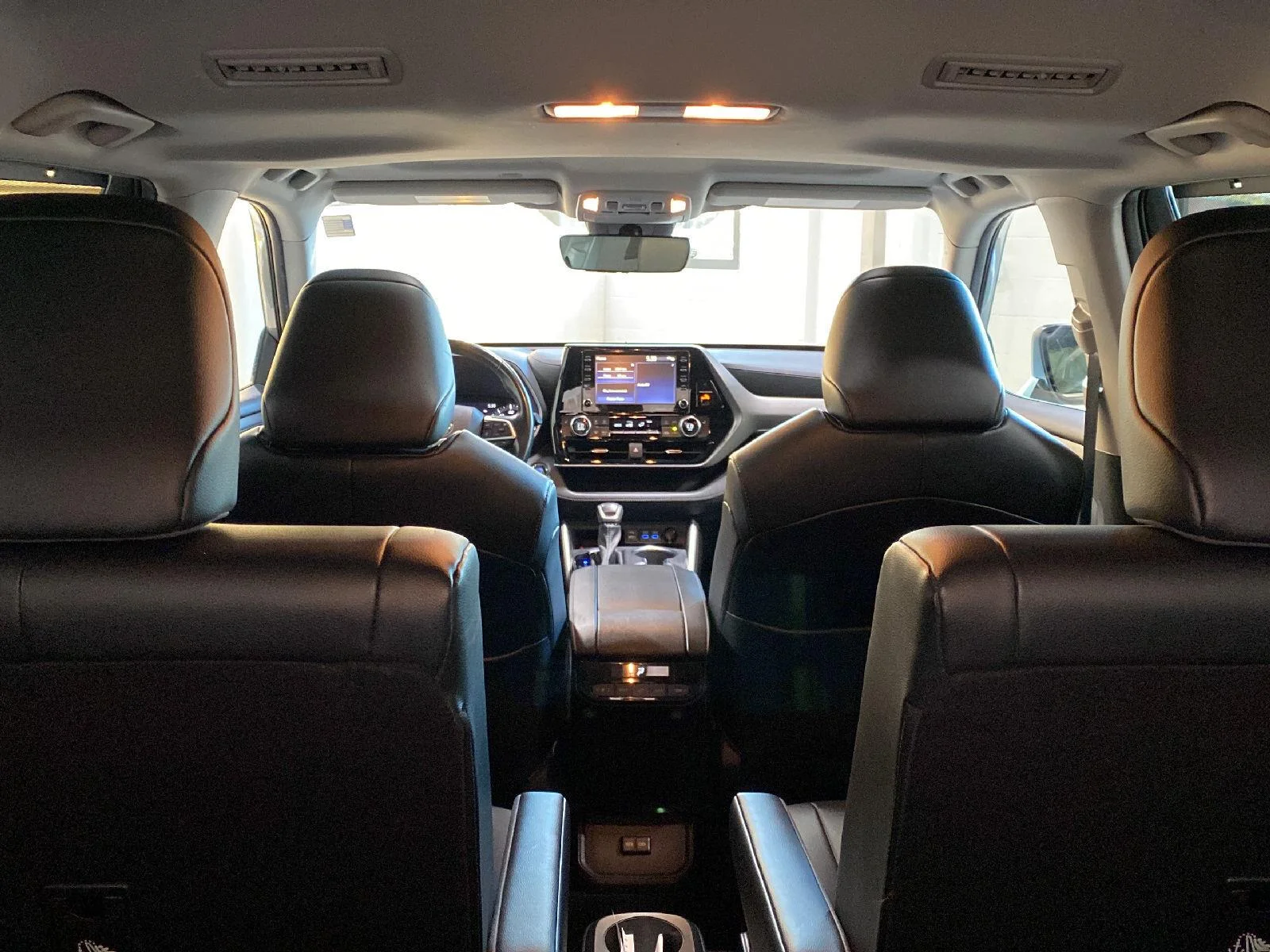 Used 2022 Celestial Silver Metallic Toyota XLE image 14