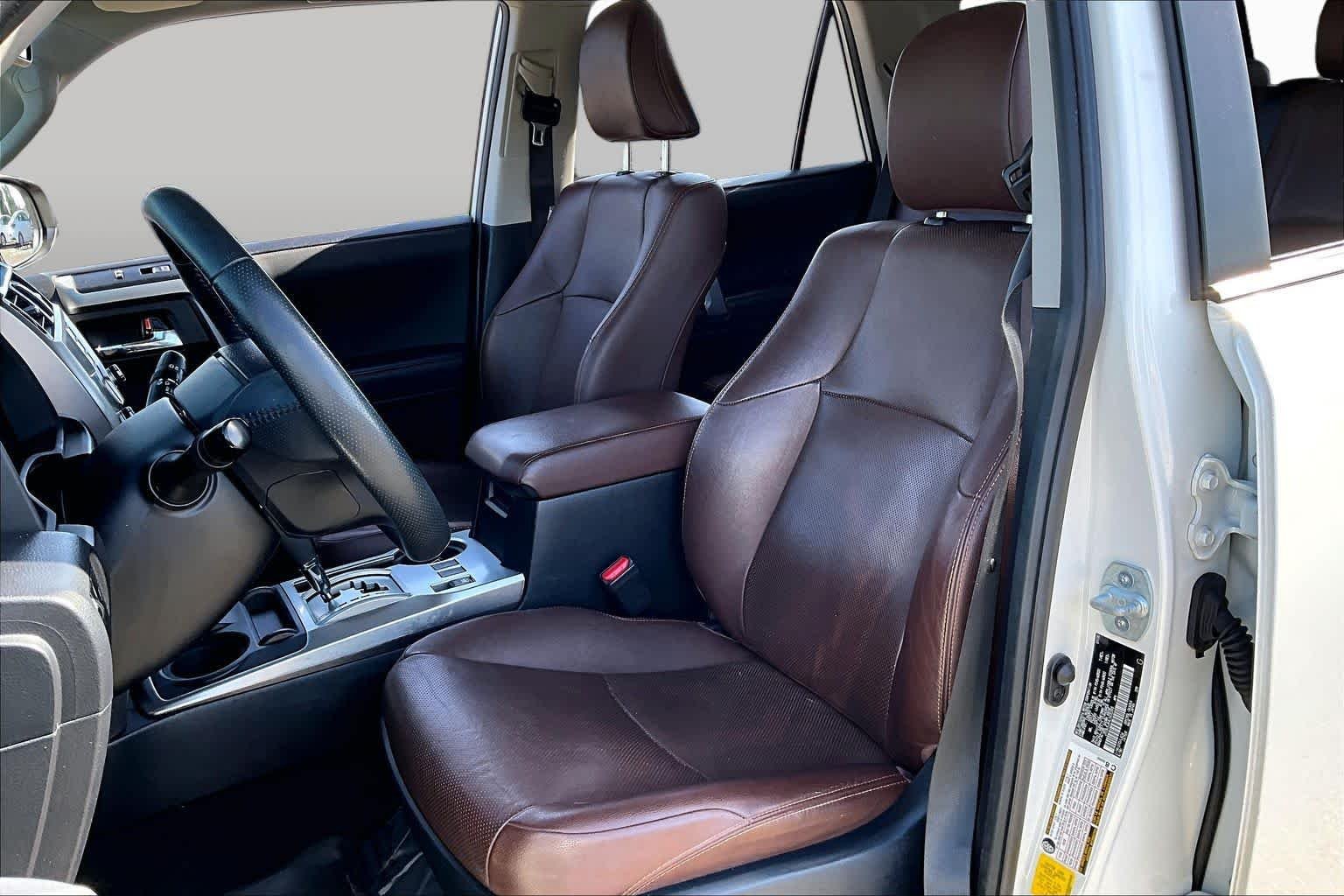 Used 2020 Blizzard Pearl Toyota Limited image 7