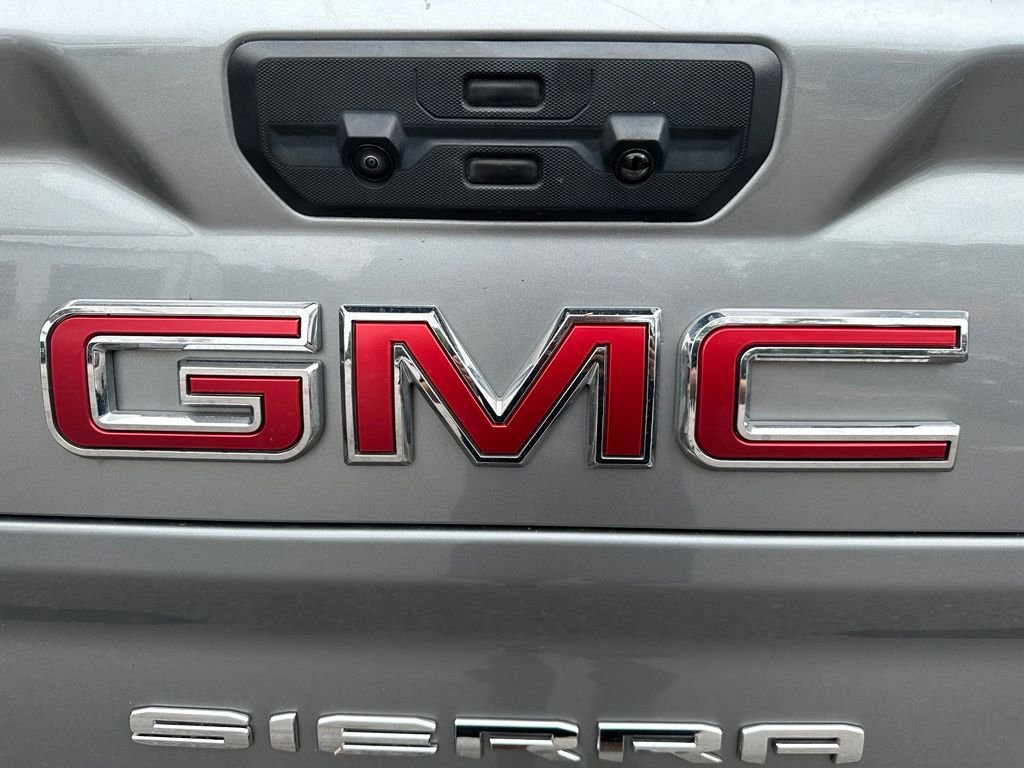 Used 2025 Silver GMC AT4 image 34