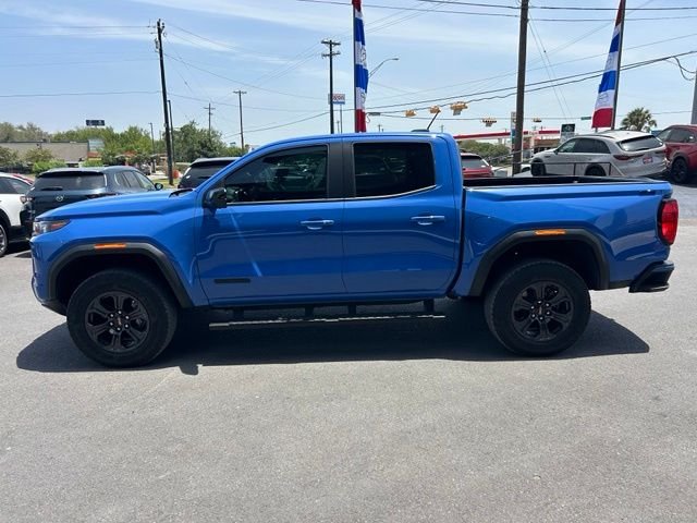 Used 2025  GMC Elevation image 4
