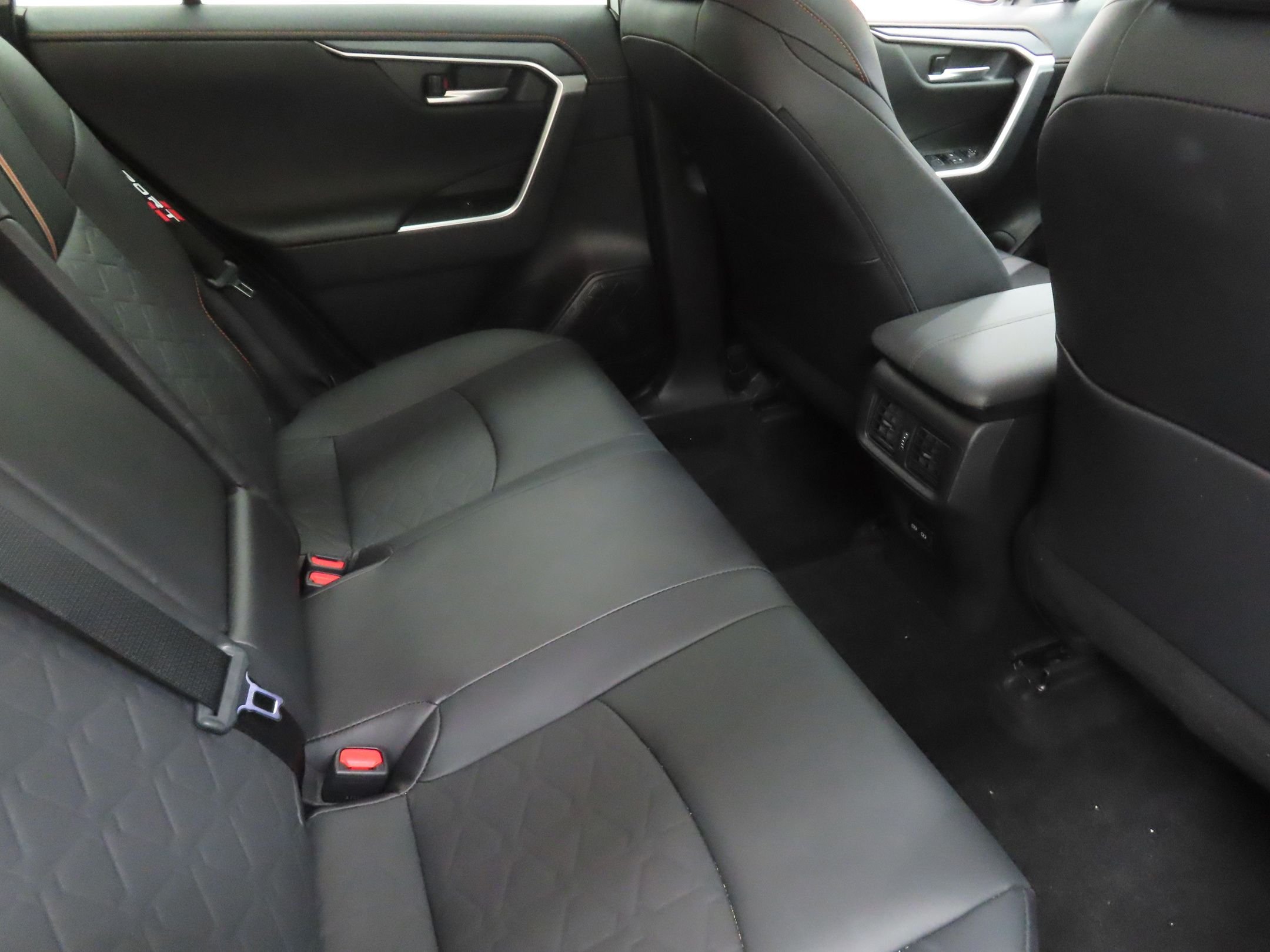 Used 2024 White Toyota Adventure image 24