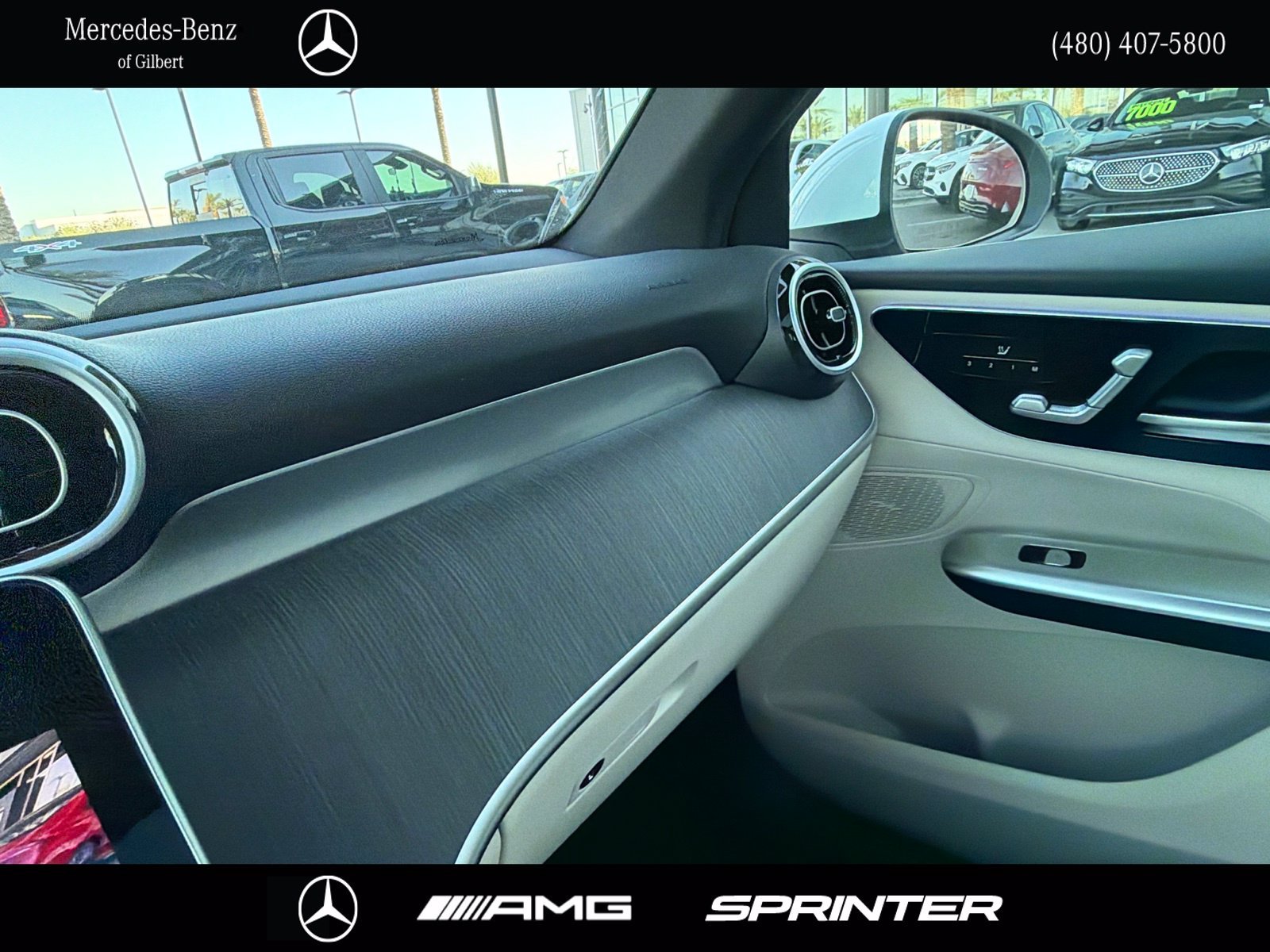 New 2027 Polar White Mercedes-Benz GLC 300 image 27