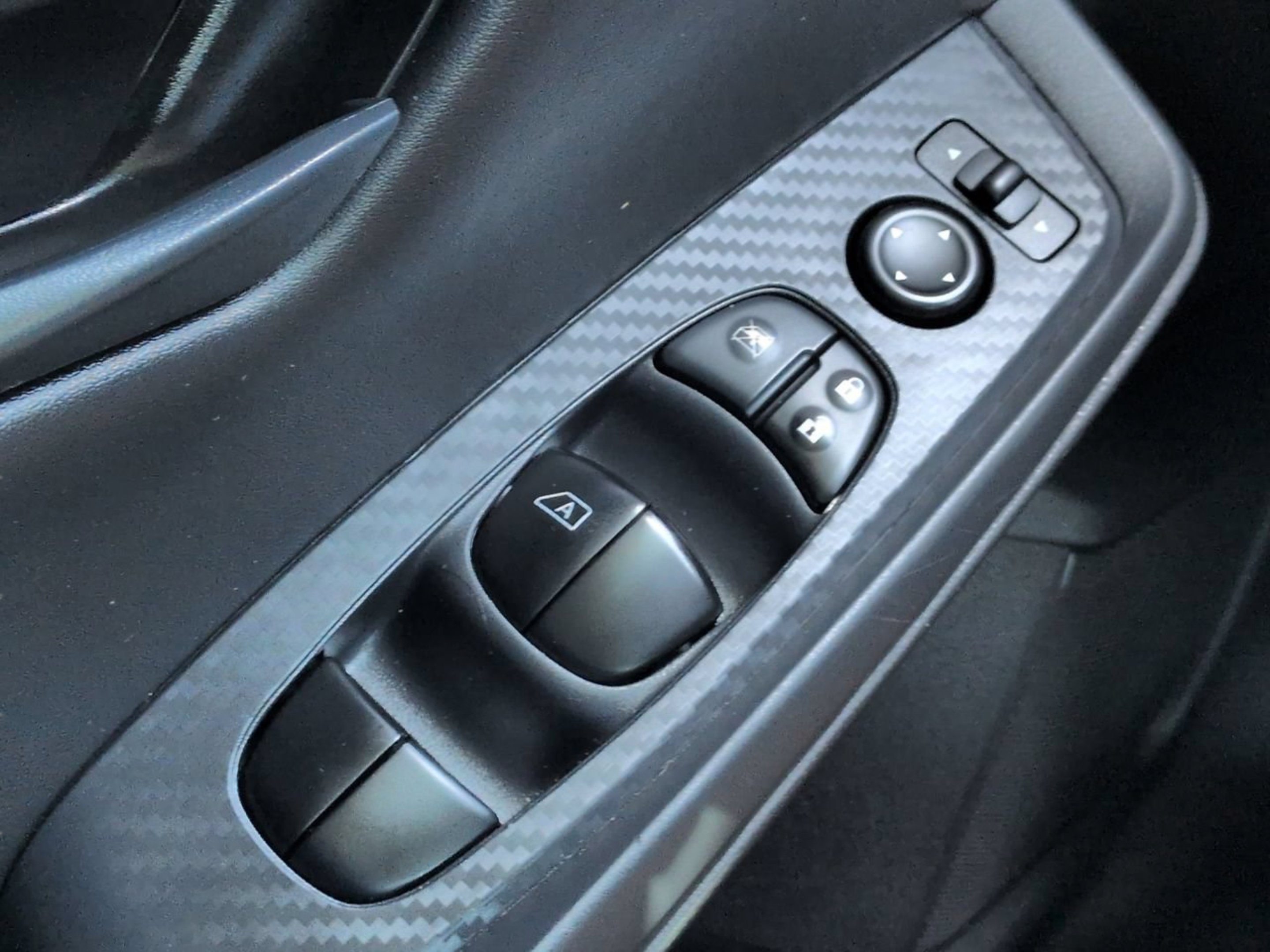 Used 2025 Super Black Nissan S image 26