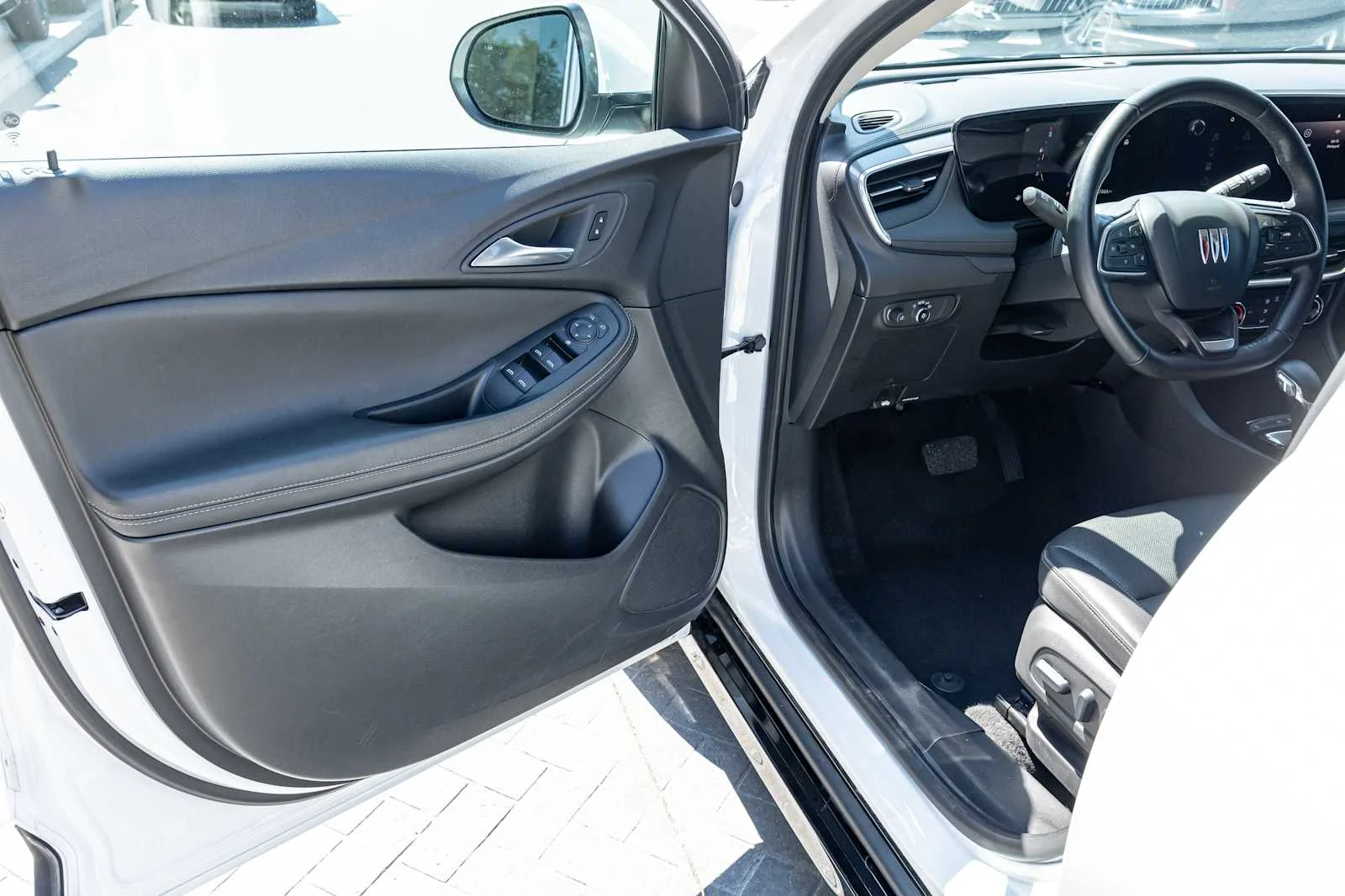 Used 2024 Summit White Buick Sport Touring image 12