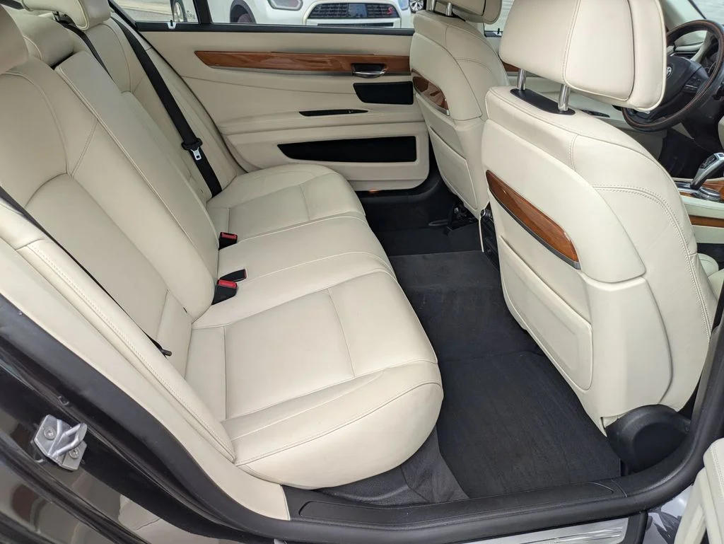 Used 2015 Gray BMW 750Li image 22