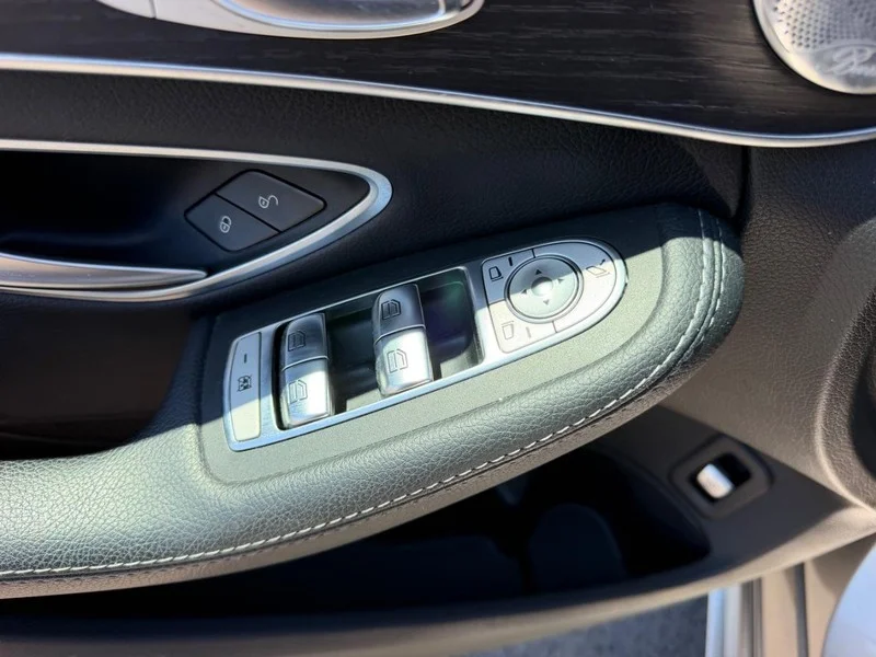 Used 2020 Mojave Silver Metallic Mercedes-Benz C 300 image 21