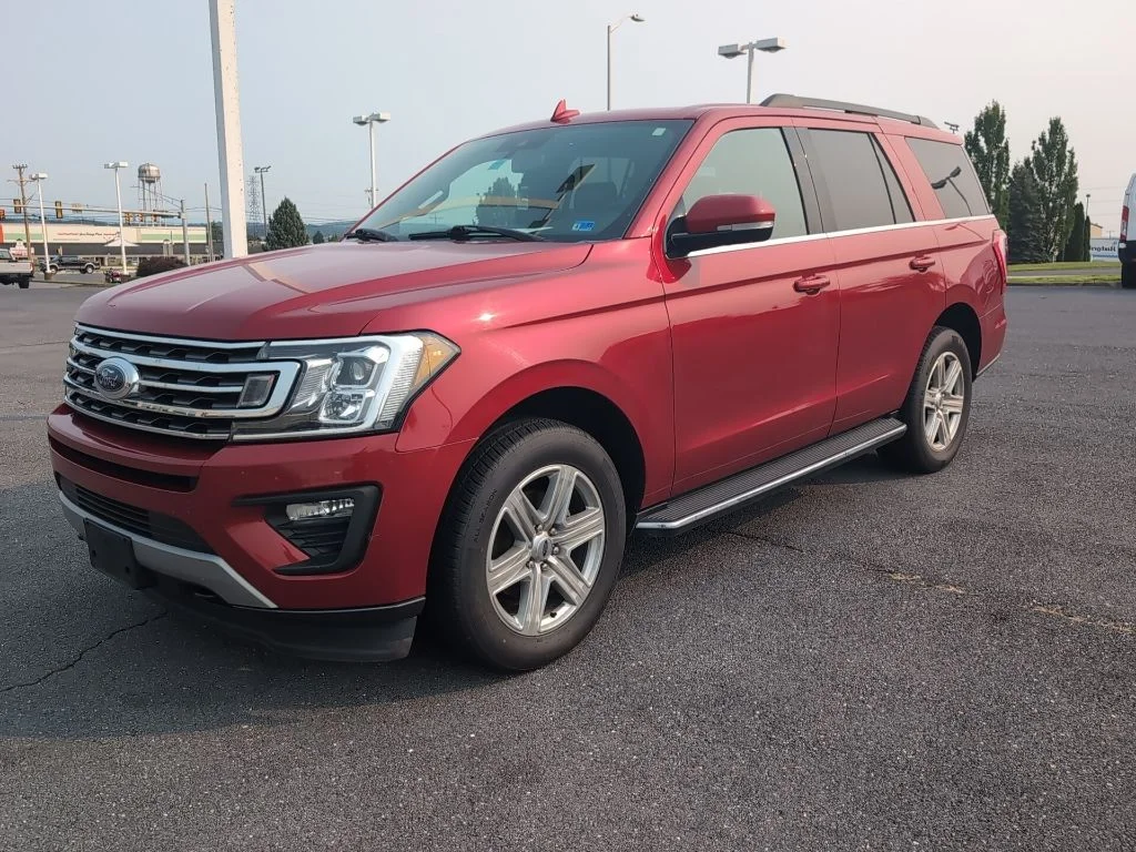 Certified Used 2020 Red Ford XLT image 1