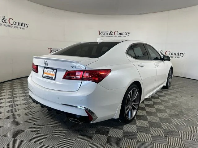 Used 2019  Acura 3.5L Advance Pkg image 7