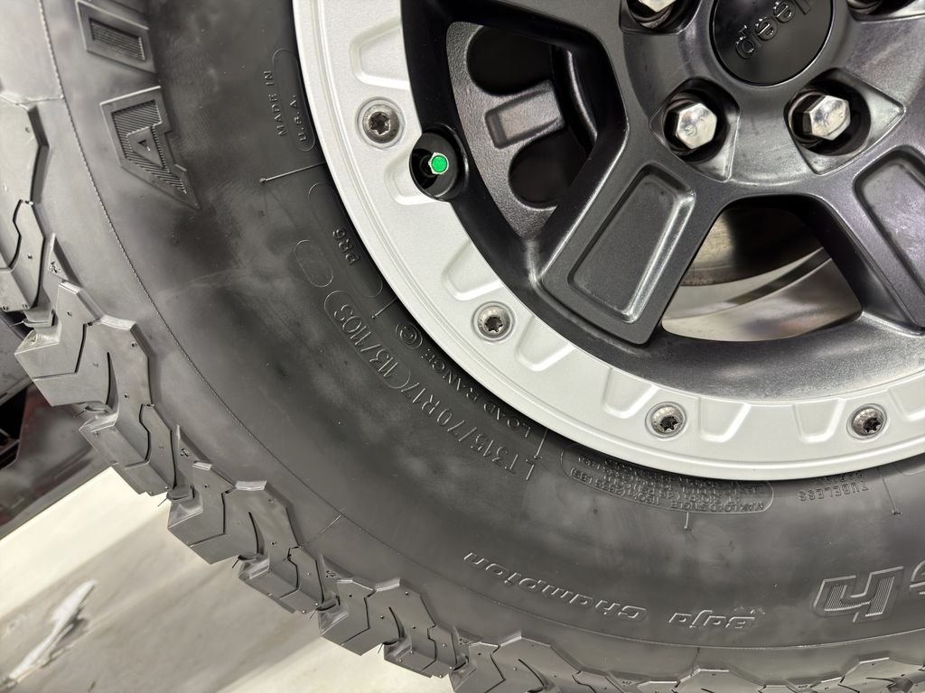 New 2026 Reign Jeep Rubicon image 14