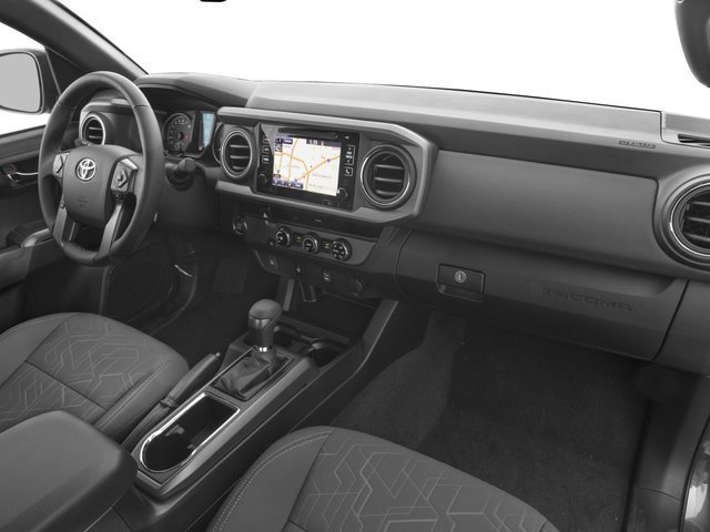 Used 2016  Toyota  image 15
