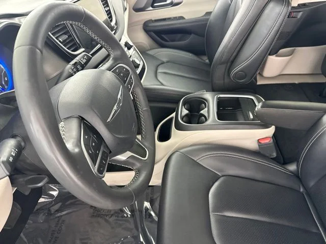 Used 2024 White Chrysler Touring L image 24