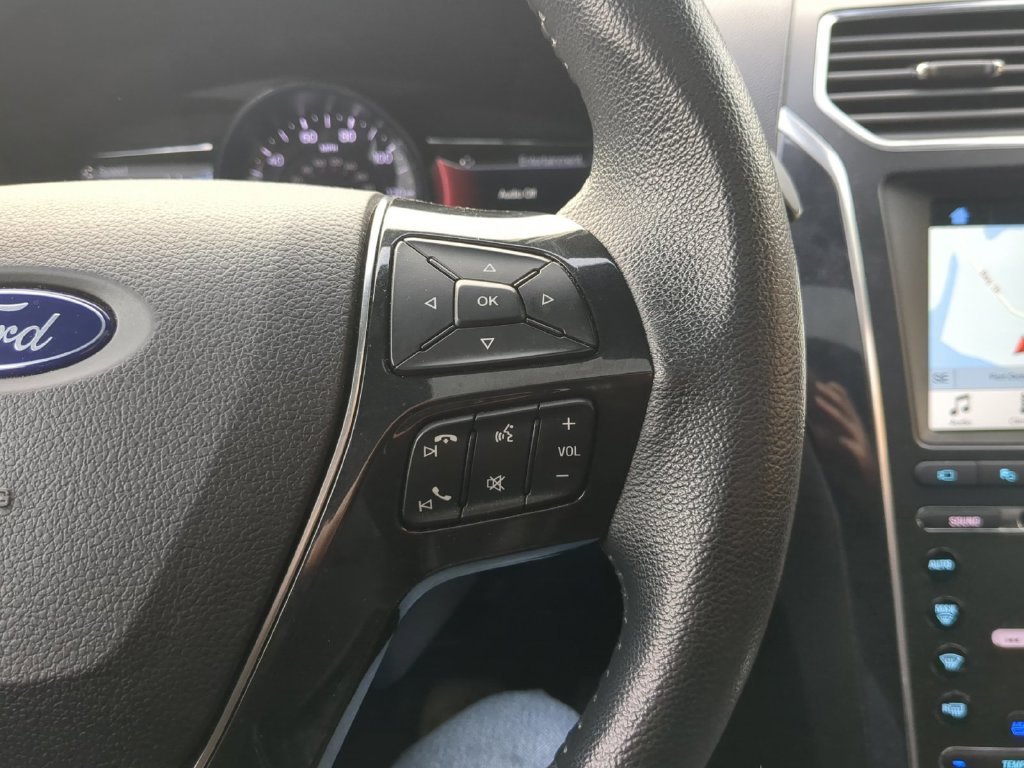 Used 2018 Red Ford Limited image 26