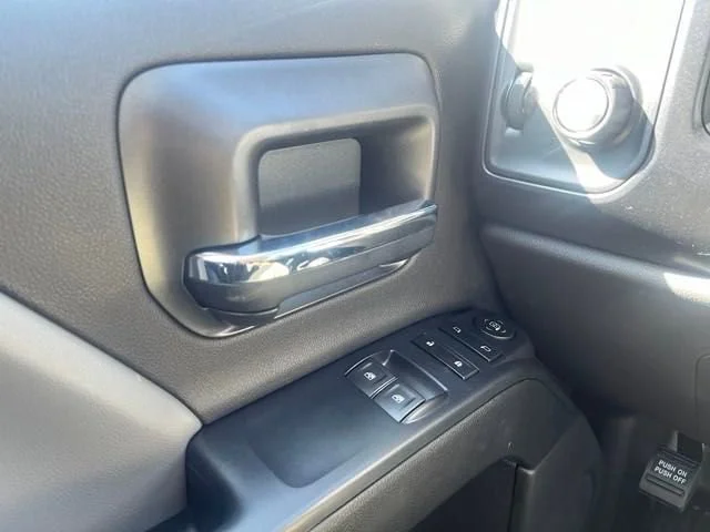 New 2024 Summit White Chevrolet Work Truck image 31