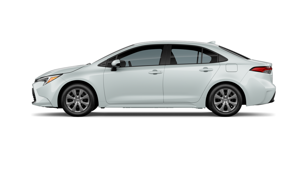 New 2026 Wind Chill Pearl Toyota Hybrid LE image 4