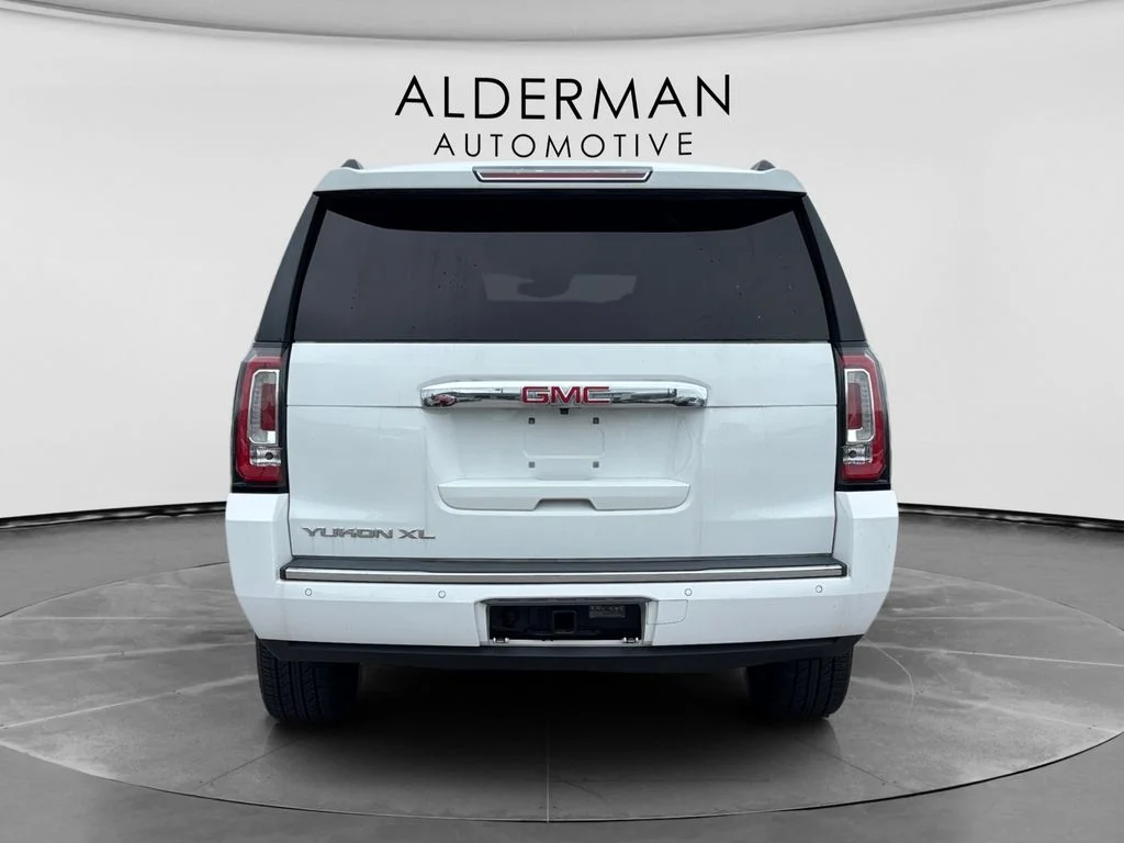 Used 2020 White GMC Denali image 4