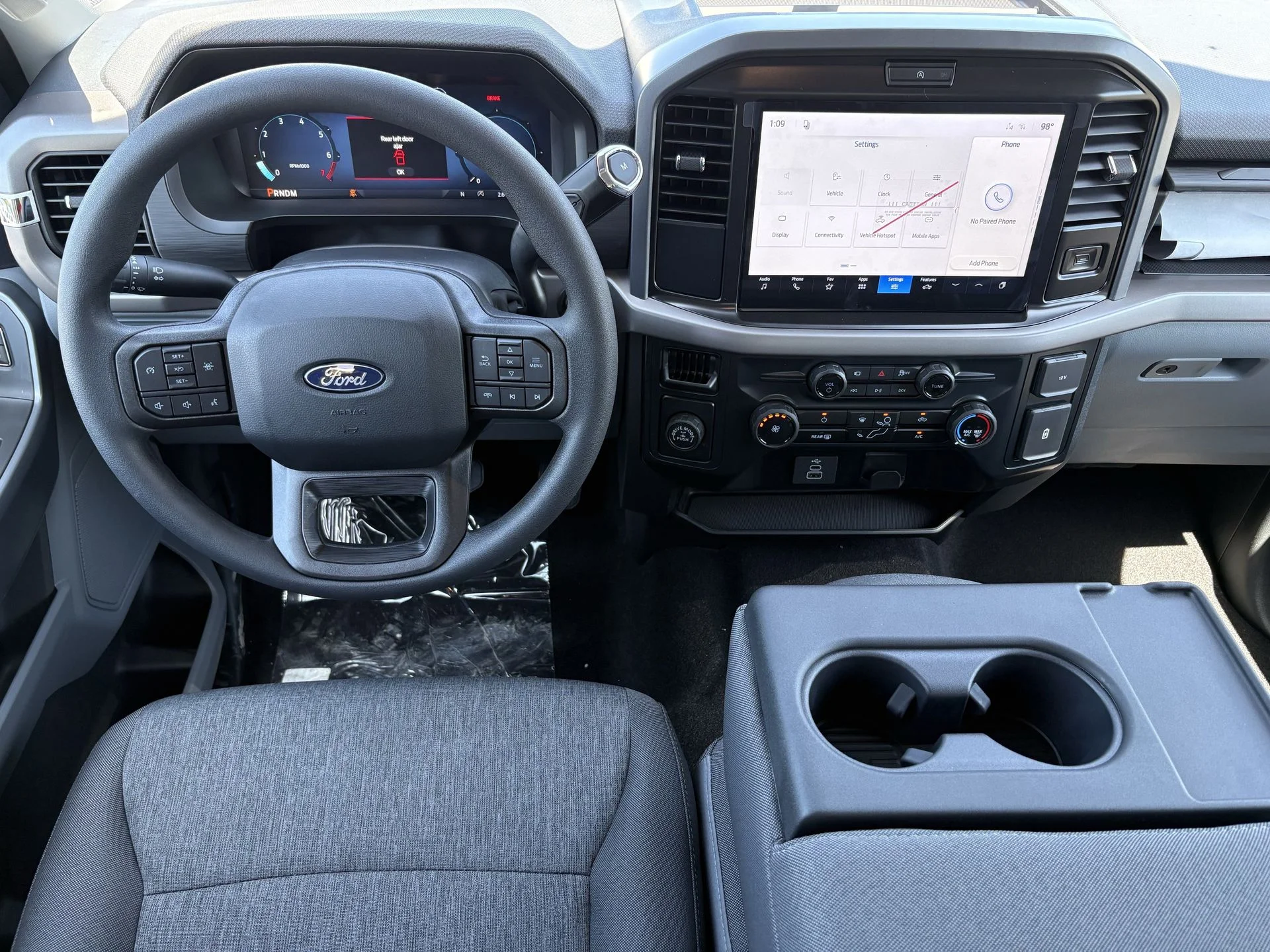 New 2026 Oxford White Ford XLT image 3