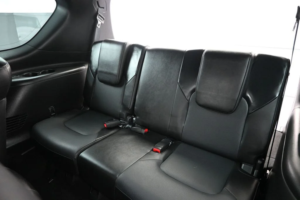 Used 2023 White INFINITI Sensory image 19