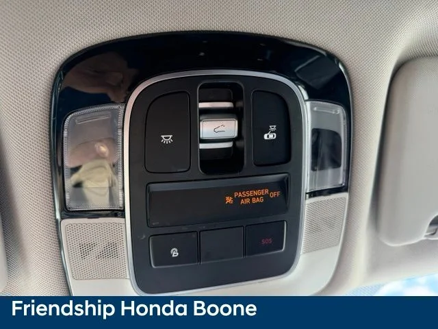 Used 2022 Gray Hyundai SEL image 28