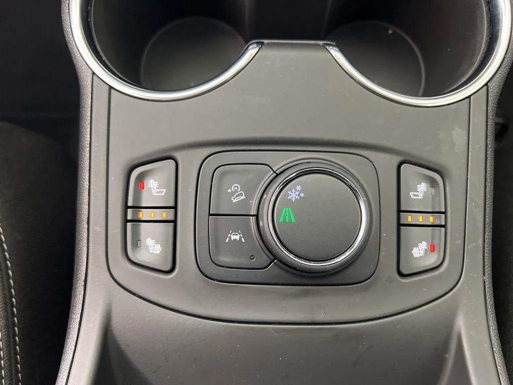 Used 2023 Volcanic Red Tintcoat GMC SLE image 16