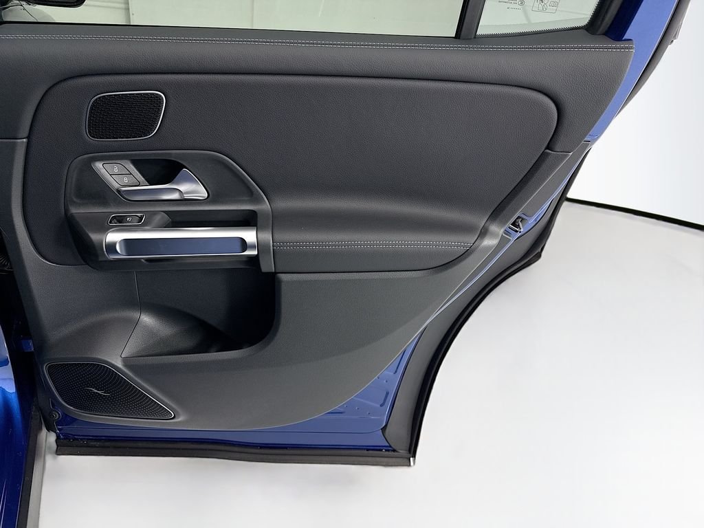 New 2026 Starling Blue Metallic Mercedes-Benz GLB 250 image 25