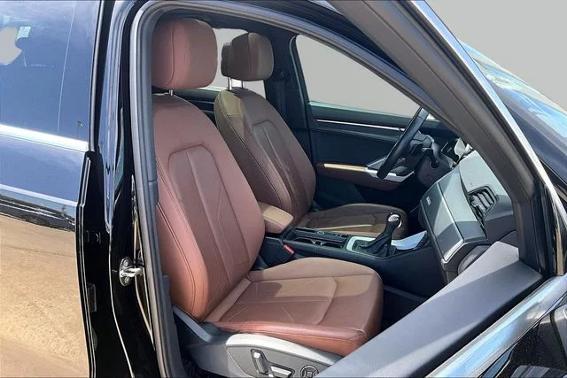 Used 2021 Black Audi Premium Plus image 7
