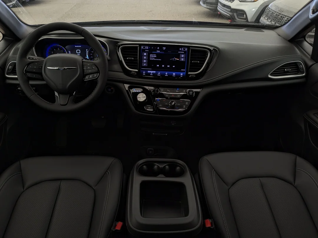 New 2026 Black Chrysler Select - - AWD - Full Sunroof - S Appearance - 360 Camera - Remote Start & More! image 24