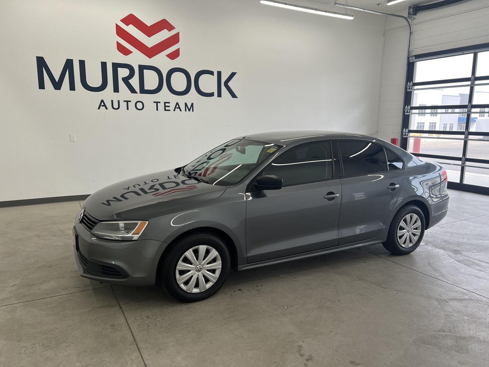 Used 2014 Platinum Gray Metallic Volkswagen S image 1