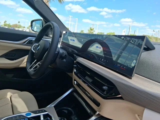 2026 BMW i4 40 - Photo 11