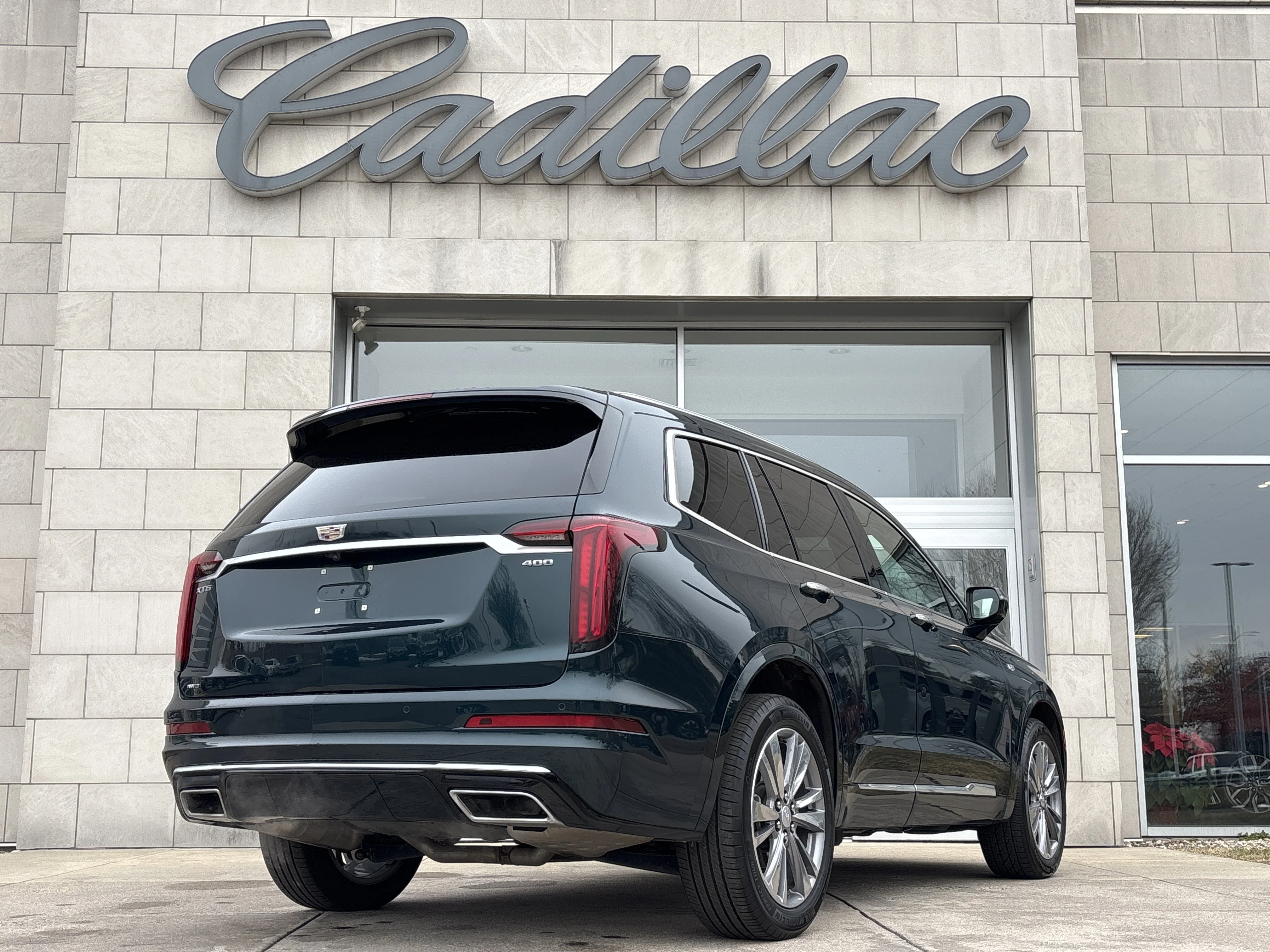 Used 2025 Emerald Lake Metallic Cadillac AWD Premium Luxury image 4