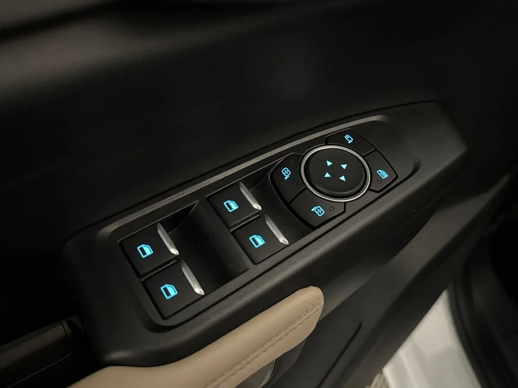New 2025 White Ford XLT image 25