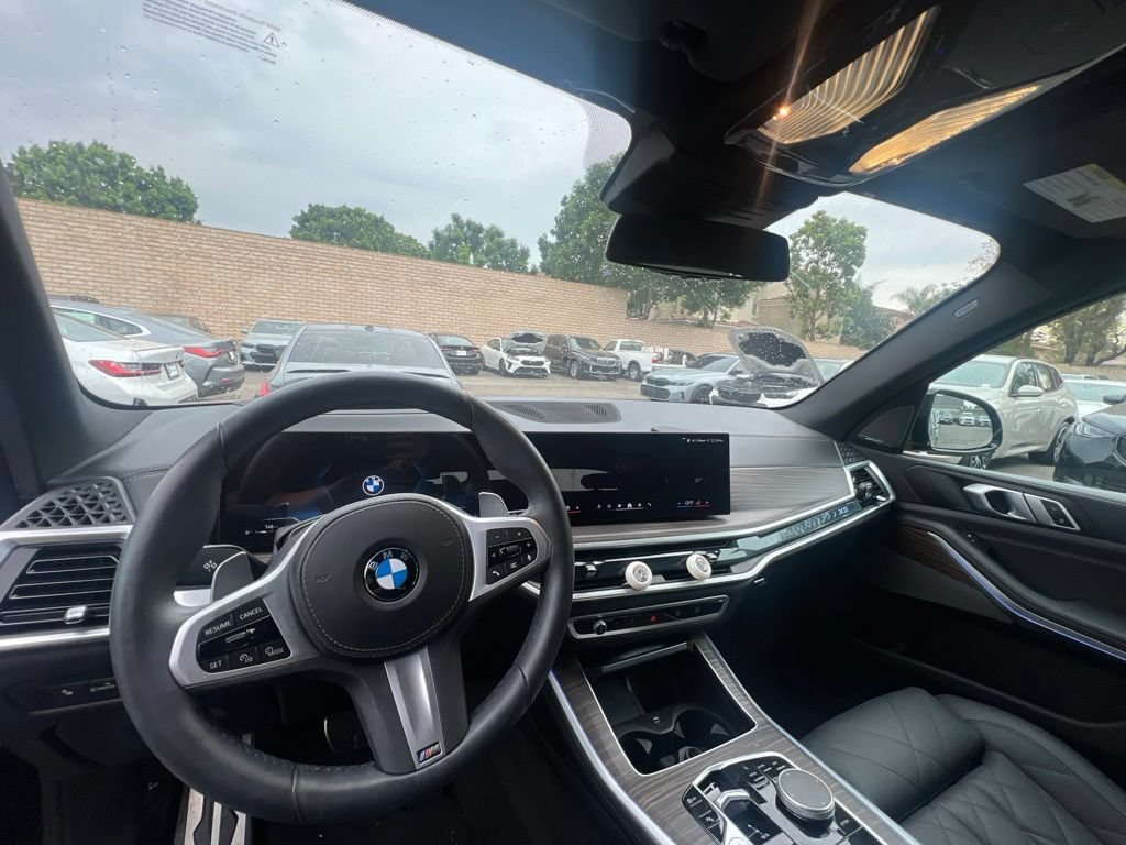 Used 2024 Tanzanite Blue II Metallic BMW sDrive40i image 20