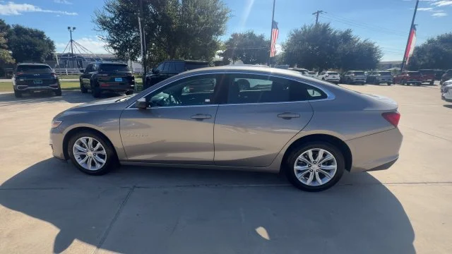 Certified Used 2025 Mineral Gray Metallic Chevrolet 1LT image 5