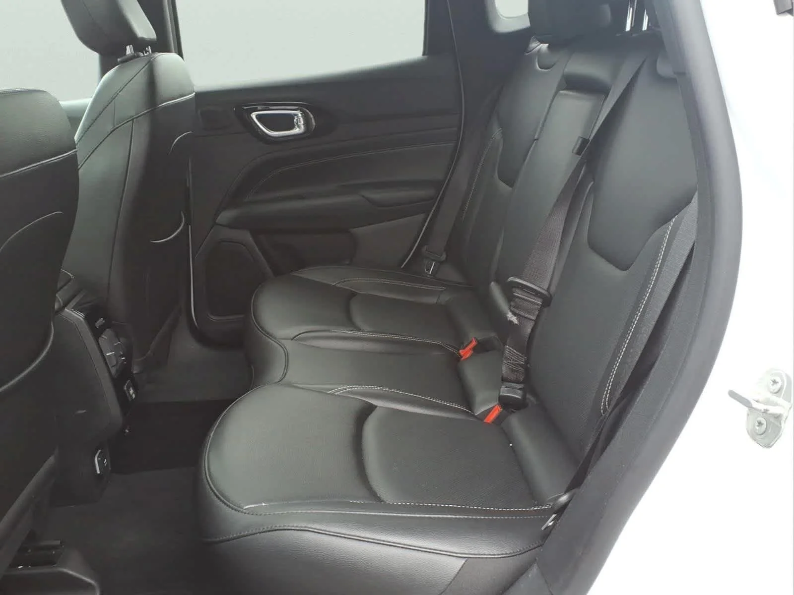Used 2022 Bright White Clearcoat Jeep High Altitude image 29