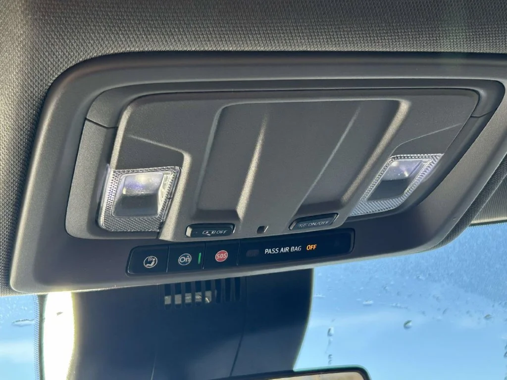 New 2026 Summit White GMC Pro image 23