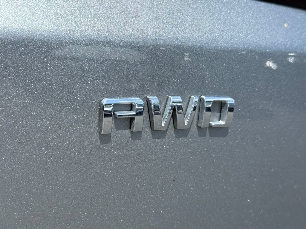 Used 2024 Sterling Gray Metallic Chevrolet LT image 11