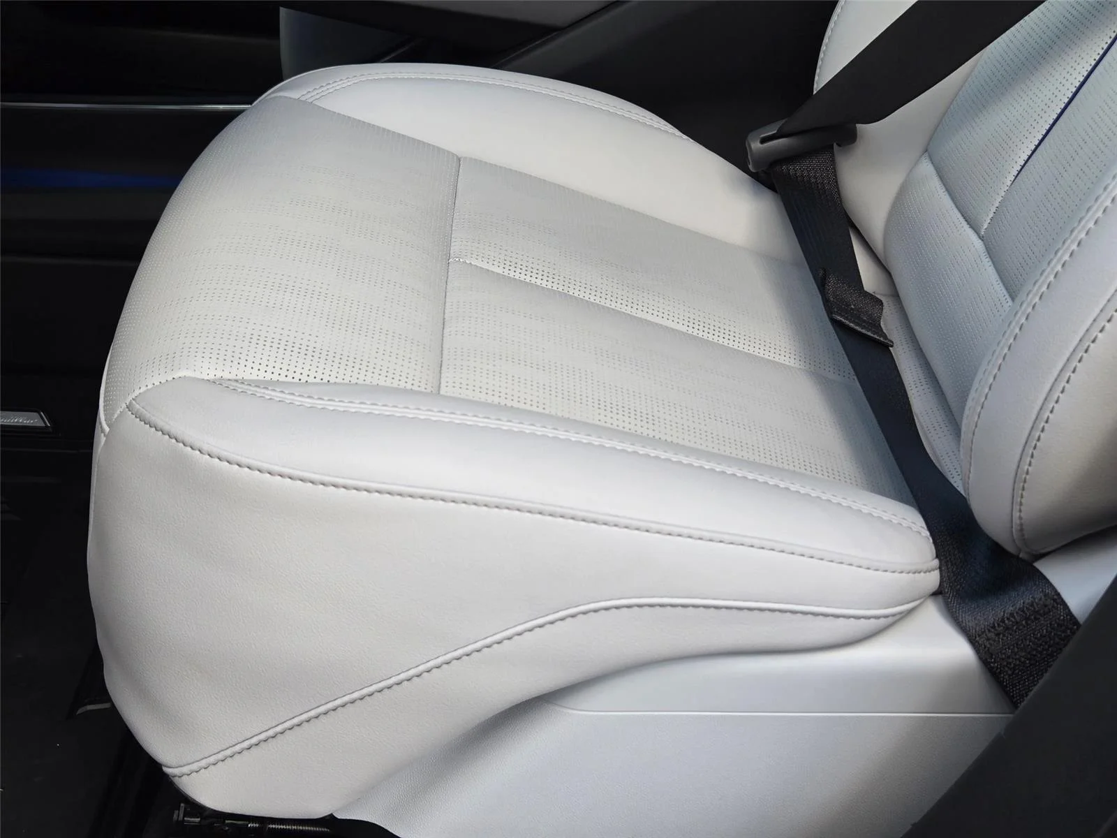 2026 Cadillac LYRIQ Sport - Photo 27