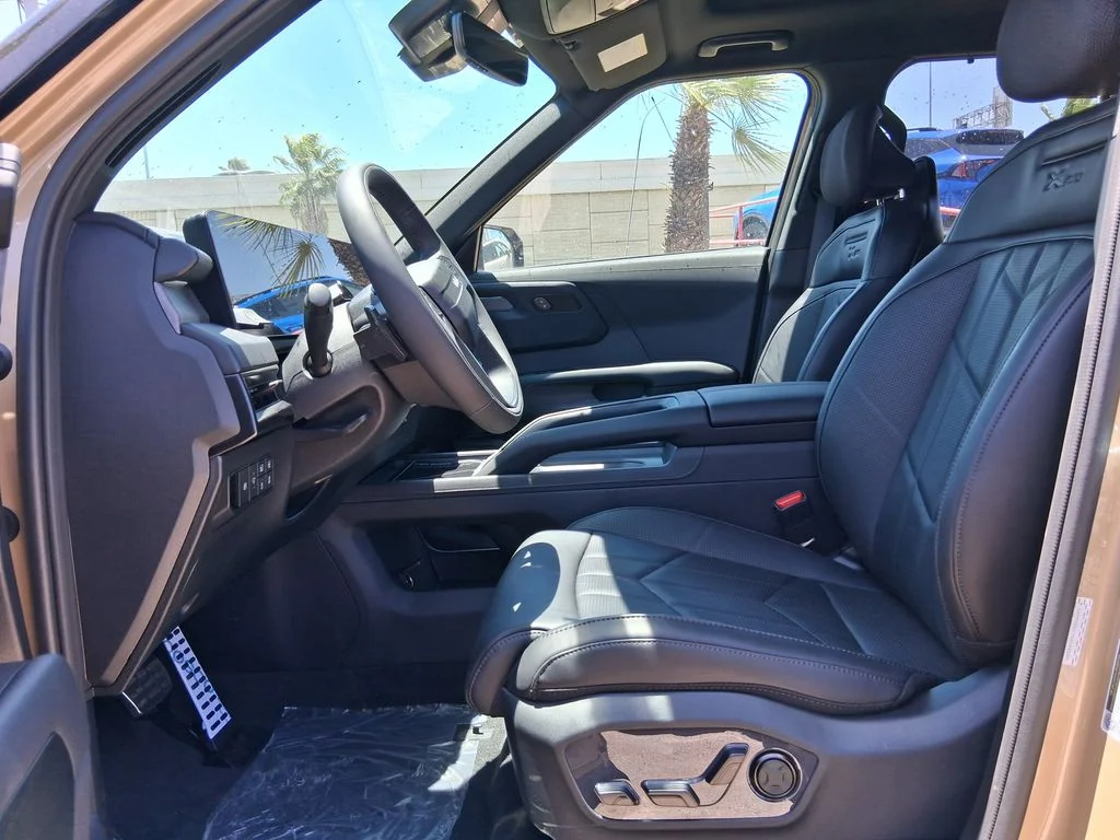 New 2027 Brown Kia X-Pro SX image 10
